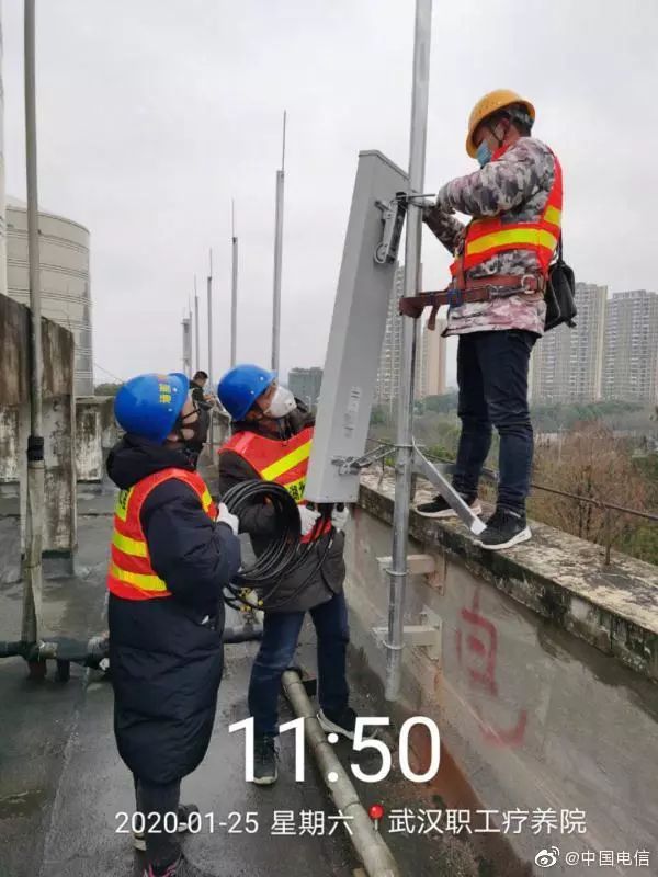 星空·综合(体育中国)|女人三十手游更新预告丨时装系统新增精炼功效(图1) 星空·综合(体育中国)