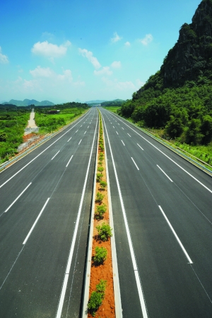 《爱玛》举行特别放映会安雅·泰勒-乔伊助阵|星空·综合(中国)体育网站(图3) 星空综合股份(中国)