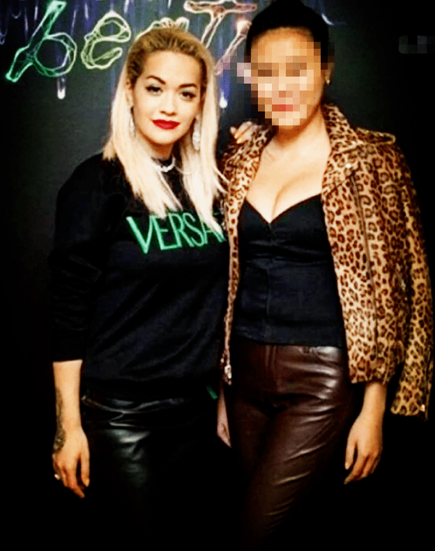 34岁女富豪抱女儿坠楼身亡 被发现时全身赤裸...【星空·综合(体育中国)】(图6)
34岁女富豪抱女儿坠楼身亡 被发现时全身赤裸...【星空·综合(体育中国)】(图6)